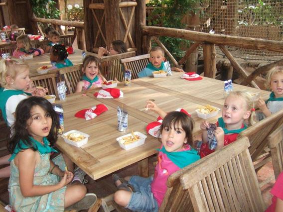Go_herne_schoolreis_en_blijven_slapen_kleuters_juni_2013__1_