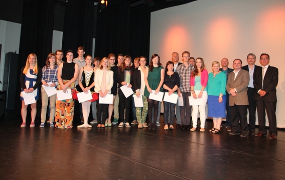 Editiepajot_roosdaal_liedekerke_asse_diploma_eindgraden_academie_foto_jacky_delcour__7_