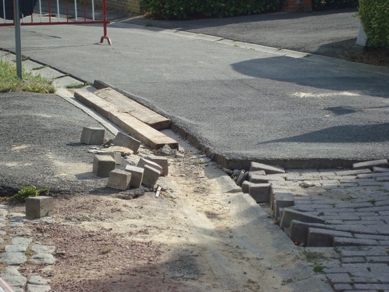 Editiepajot_liedekerke_klinkers_boerenkrijglaan_foto_jacky_delcour