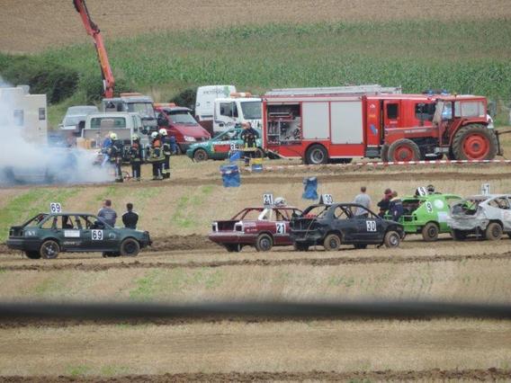 Brand_tijdens_autorace___2_