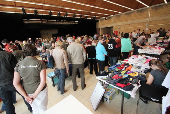 Editiepajot_liedekerke_tweedehandsbeurs_gezinsbond_foto_jacky_delcour__1_