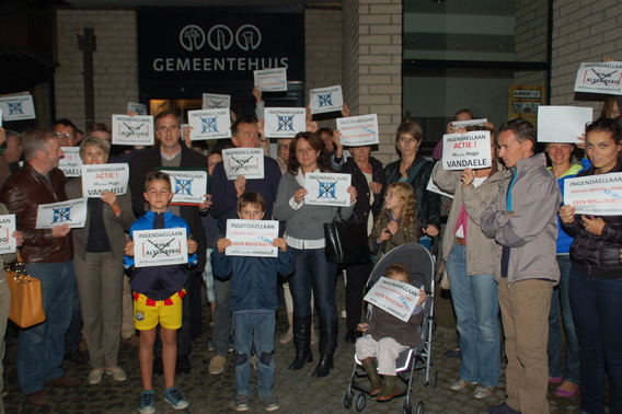 Editiepajot_bart_devill___protest1