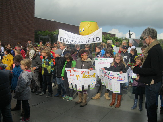 2013-10-17_doorbreek_eenz_schoool_zarl_012