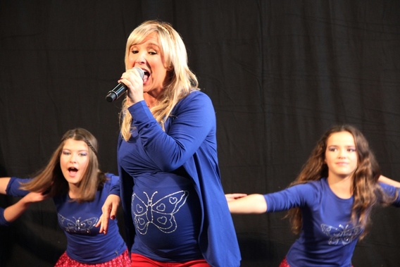 Editiepajot_liedekerke_kathleen_dolfijn_cd_foto_jacky_delcour