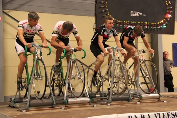 Editiepajot_liedekerke_koers_op_rollen_foto_jacky_delcour__6_
