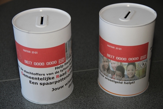 Editiepajot_liedekerke_spaarpotten_filippijnen_foto_jacky_delcour