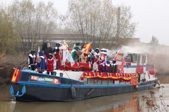 Editiepajot_ninove_aankomst_sint_in_2013_foto_jacky_delcour