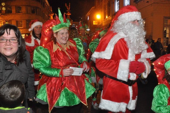 Editiepajot_halle_kerstman_2_foto_merckx