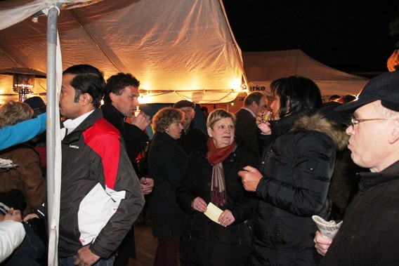 Editiepajot_liedekerke_nog_een_kerstmarkt_dolfijn_foto_jacky_delcour__5_