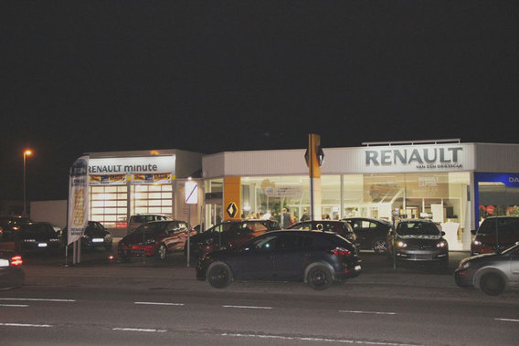 Editiepajot-jacky-delcour-opening-renault-minute1