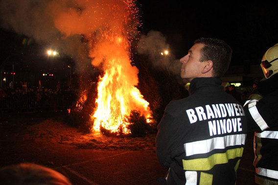 Editiepajot-jacky-delcour-kerstboomverbranding-ninove-11012014-foto2