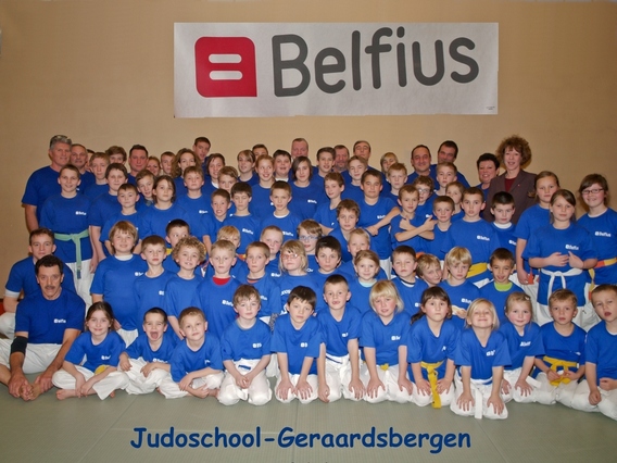 Groepsfoto-belfius__1__verkl