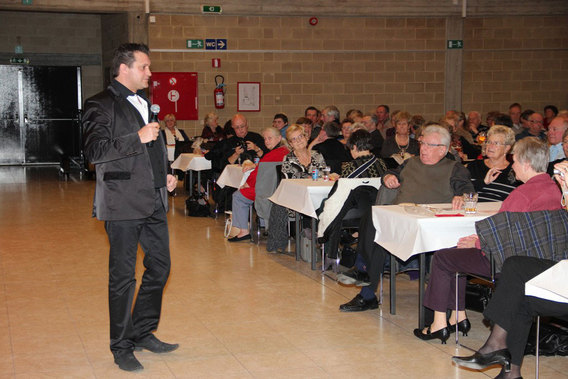 Editiepajot-jacky-delcour-seniorenfeest-van-de-mutualitei2t-20012014
