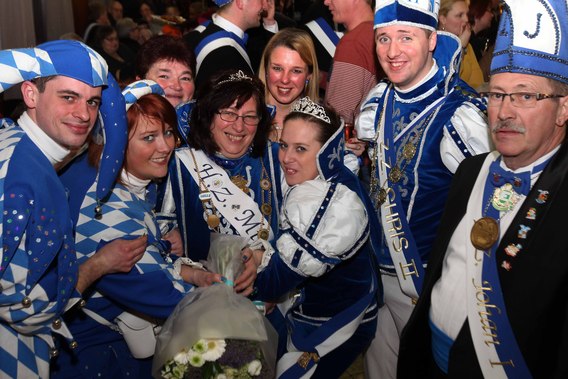 Prinses_mia_viert_22ste_verjaardag_als_prinses