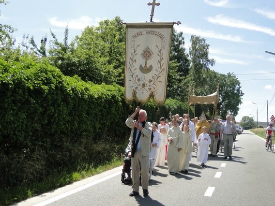 Processie_bever_jni_2014__10_