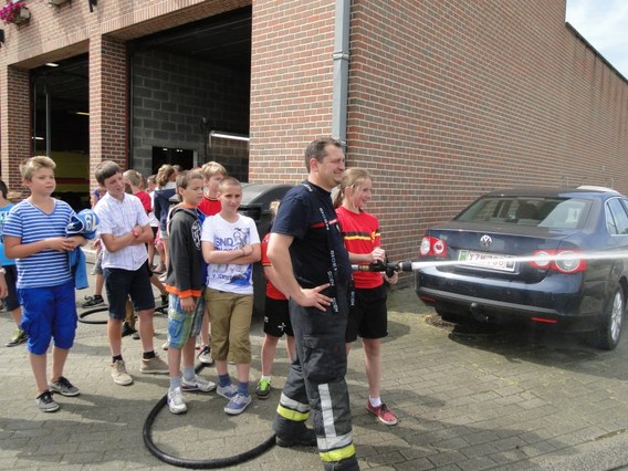 De_bloesem_bij_de_brandweer_edingen_2014__2_