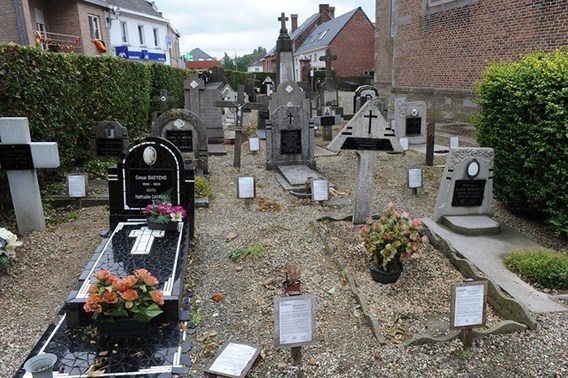 Colpaert_galmaarden_kerkhof_jonas_2__kopie_