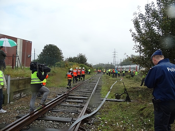 Rampoefening_infrabel-brandweer_edingen___34_