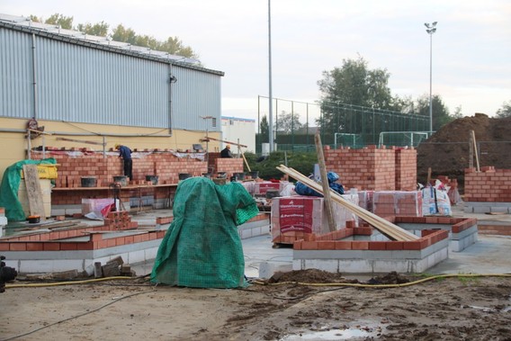 Editiepajot_ingezonden_eerste_steenlegging_jeugdcentrum1_15102014