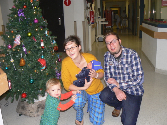 Editiepajot_ingezonden_700st_baby_geboren_in_olv_ziekenhuis_asse_2014