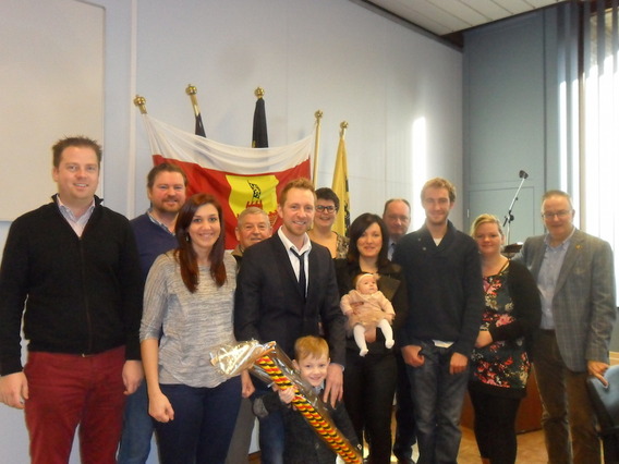 Editiepajot_ingezonden_16000ste_inwoner_merchtem_02012014