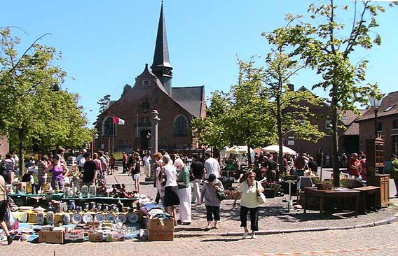Rommel-_20en_20antiekmarkt_20gaasbeek_20-2010icon