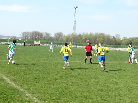 Fc_excelsior_bever_kampioen__april_2015__2_
