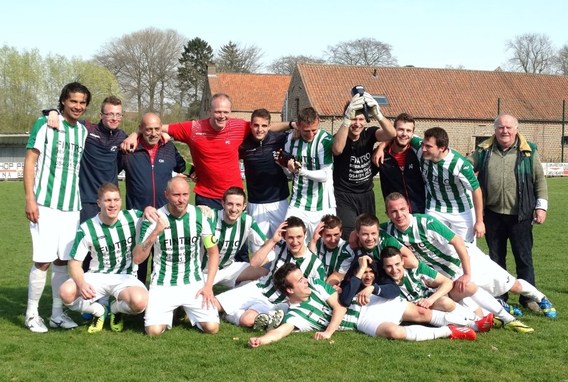 Fc_excelsior_bever_kampioen__april_2015__6_