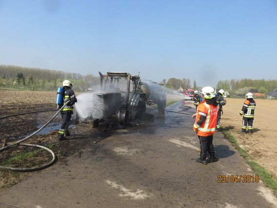 Tractor_gierts_luc_brand_april_2015__7_