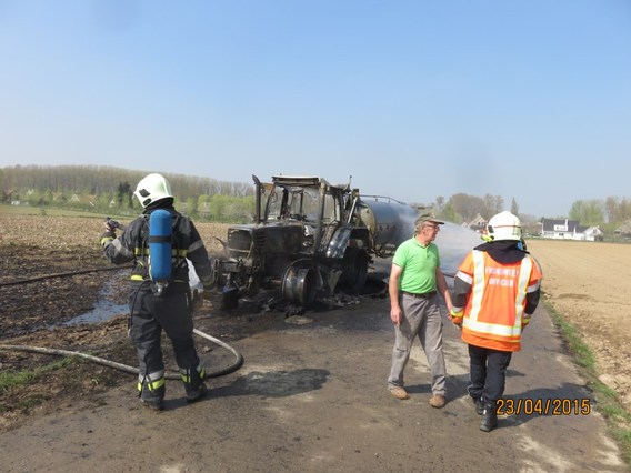 Tractor_gierts_luc_brand_april_2015__9_
