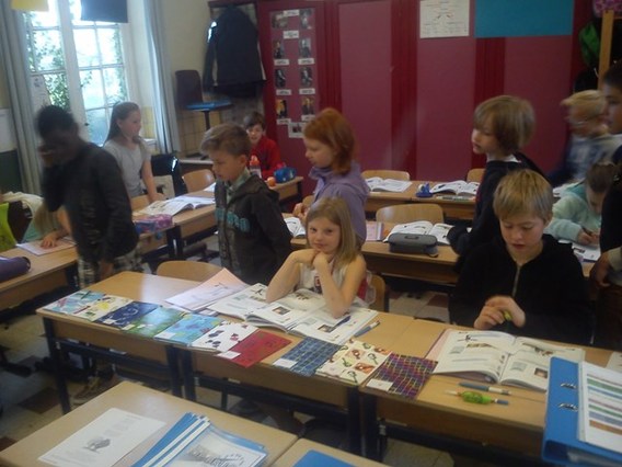 De_brug_kiest_kaftpapier_voor_ezelsoor