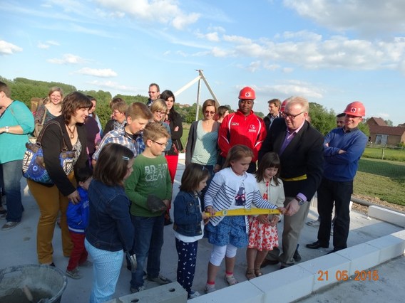 Eerste_steen_school_akrenbos_2015__9_