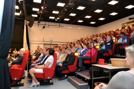 Editiepajot_emile_devogeleer_bakkers_en_bakkersvrouwen_geeerd_in_vlezenbeek1_08062015