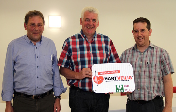 Editiepajot_jacky_delcour_2015-06-19__overhandiging_van_hartveilige_gemeente____te_overhandigen___5_a
