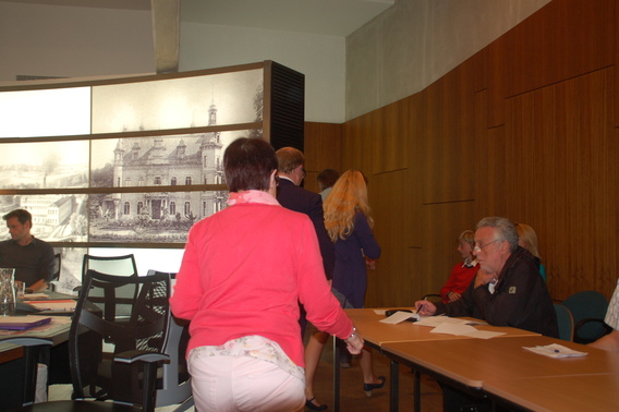 Editiepajot_bart_devill___n-va_verlaat_de_gemeenteraad
