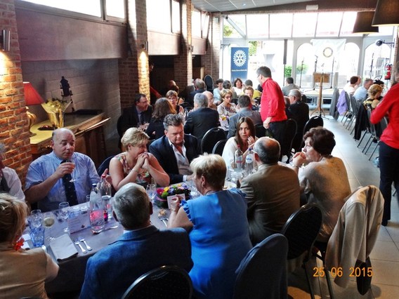 Nieuwe_voorzitter_rotary_2015__14_