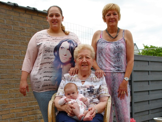 Editiepajot_ingezonden_2015-08-14_naomi_gheysels_viergeslacht___10_a