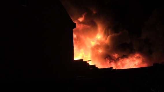 2015-08-27_brand_in_plastiekcentrale