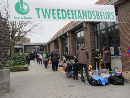 Tweedehandsbeurs_gezinsbond_lombeek