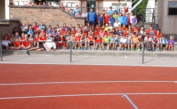 Editiepajot_bart_devill___atletiekkamp