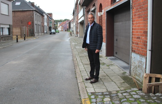 2015-09-17_voetpad_in_de_driesstraat