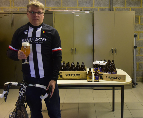 Editiepajot_jimmy_godaert_nieuw_spartacusbier_14102015