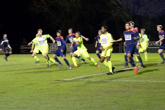 Editiepajot_drogenbos_voetbal_3_foto_devogeleer
