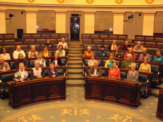 Editiepajot_ingezonden_pasar_merchtem_bezoekt_federaal_parlement1