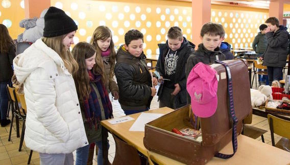 Editiepajot_jimmy_godaert_leerlingen_sint-catharinacollege_stelden_tentoon_nav_gedichtendag