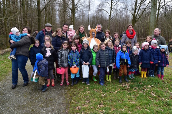 Editiepajot_jimmy_godaert_gezinsbond_moerbeke_hield_paaseierenraap