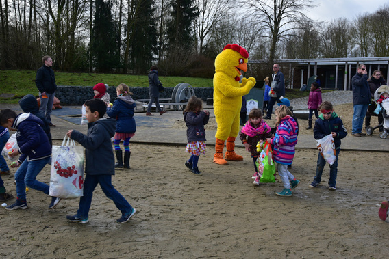 Editiepajot_jimmy_godaert_geslaagde_opkomst_voor_paasfeest_op_provinciaal_domein_de_gavers