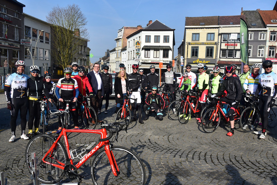 Editiepajot_jimmy_godaert_geraardsbergen_en_muur_internationale_trekpleister