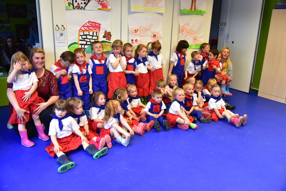 Editiepajot_jimmy_godaert_ouderfeest_wijkschool_de_stroom_met_als_thema____de_boerderij___