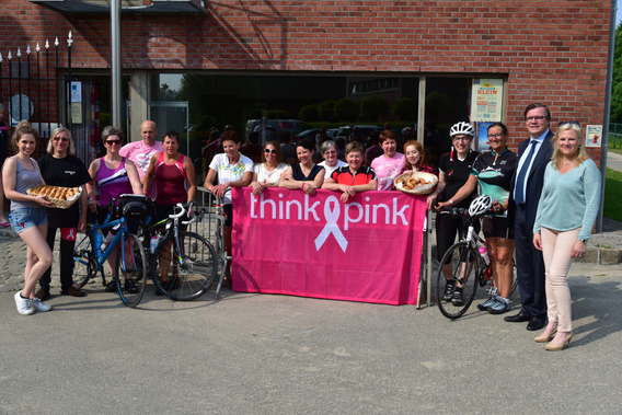 Editiepajot_jimmy_godaert_fietsers_think_pink_houden_halt_in____t_schipken
